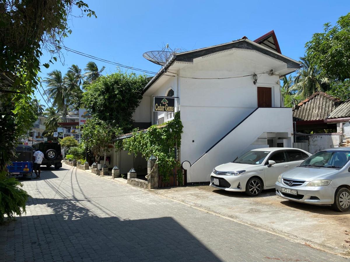 Beach Walk Hotel Unawatuna Dış mekan fotoğraf