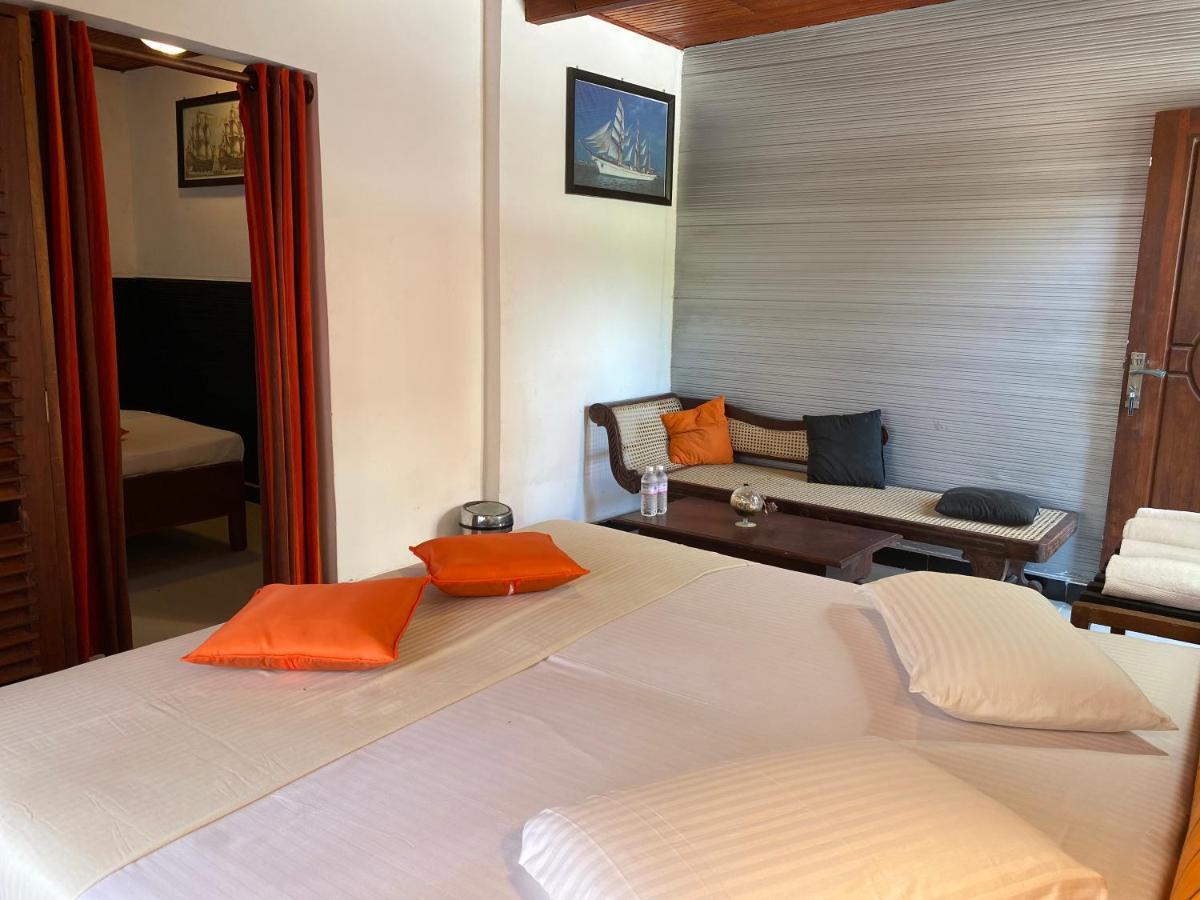 Beach Walk Hotel Unawatuna Dış mekan fotoğraf